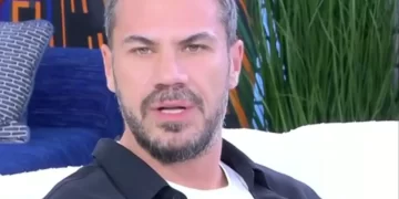 Άκης Πετρετζίκης: Η εξομολόγηση για τα παιδιά του – «Η Αχίλλειος πτέρνα ενός πατέρα είναι η κόρη του»