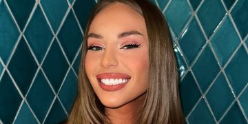 «Έκανε χειρονομία την ώρα που τραγουδούσα – Τον έδιωξαν μετά»