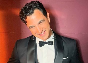 Δήμος Αναστασιάδης για Τζένη Θεωνά: «Έντεκα χρόνια μετά είμαστε ακόμα εδώ, προσπαθήσαμε, δεν τα παρατήσαμε»