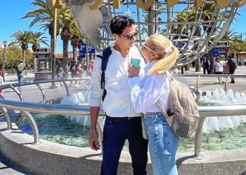 Δήμος Αναστασιάδης; Δεν έγινα τραγουδιστής για να γίνω διάσημος ή να βγάλω χρήματα