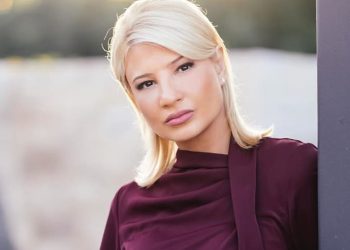 Ανδρέας Μικρούτσικος σε Σπύρο Δημητρίου: «Είναι δεσμευμένη η κυρία Σκορδά» – «Είναι φίλοι» απάντησε η παρουσιάστρια