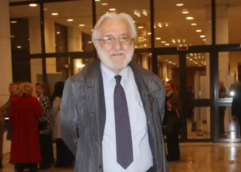 Γιάννης Σμαραγδής: «Είναι γνωστό ότι μάχομαι ενάντια στο θλιβερό κατεστημένο που ελέγχει τον ελληνικό κινηματογράφο»