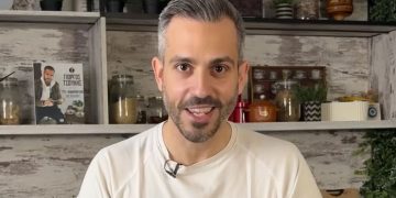 Γιώργος Τσούλης: «Άφηνα τη δουλειά να με επηρεάζει, μπαινόβγαινα από το άγχος μου στα νοσοκομεία»