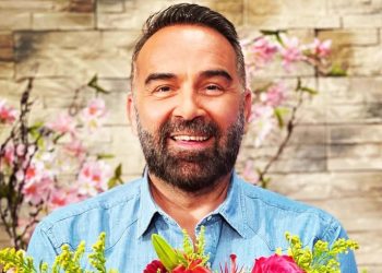 Γρηγόρης Γκουντάρας: «Εμένα αυτό με δυσκόλεψε πιο πολύ, να σε ρωτάνε τα παιδιά αν βρήκες δουλειά»