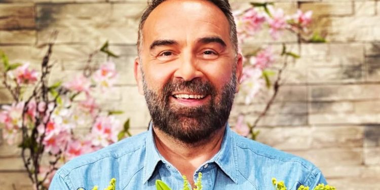 Γρηγόρης Γκουντάρας: «Εμένα αυτό με δυσκόλεψε πιο πολύ, να σε ρωτάνε τα παιδιά αν βρήκες δουλειά»