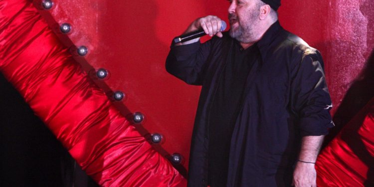 Γιώργος Αλκαίος: Ψεύτικο προφίλ «παρίστανε» τον τραγουδιστή και ζητούσε 3.000 ευρώ από θαυμαστές