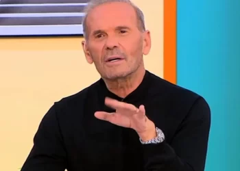 Πέτρος Κωστόπουλος: «Δεν κατάλαβε κανείς τον χωρισμό μας με την Τζένη Μπαλατσινού, κάναμε κανονικά εκπομπή»