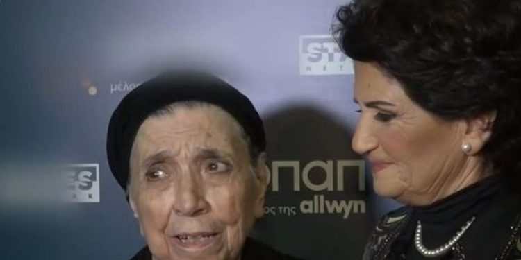 Νίκος Ξυλούρης: Συγκινεί η χήρα του σπουδαίου καλλιτέχνη – «Ευχαριστώ όλο τον κόσμο που τον κρατάει ζωντανό 45 χρόνια»