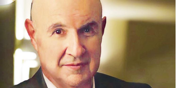 Ηλίας Φιλίππου: «Ξέρεις τι είναι στα 20 να κάνεις παρέα με τον Τσιτσάνη και τον Χατζιδάκι;»