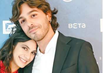 Φωτεινή Πελούζο – Κάρλο Αντρέα Πέκορι Ντονισέτι: Χέρι – χέρι στη Στέγη