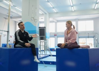 Λευτέρης Πετρούνιας: «Δεν μπορείς να φορτώνεις ένα εξάχρονο με τέτοιο βάρος, σε μένα μπορείς να πεις ό,τι θέλεις»