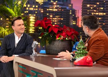 Αργύρης Αγγέλου: «Έχω υπάρξει πολύ τυχερό παιδί της τηλεόρασης και με στεναχωρεί που δεν κάνω συχνά» – Τι είπε για το reunion του «Παρά Πέντε»