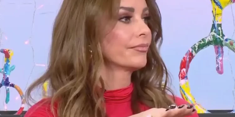 Ξέσπασε σε δάκρυα η Μπέττυ Μαγγίρα: «Η Μαρινέλλα με έβαλε δίπλα της σε ισάξιο ρόλο»