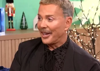 Λάκης Γαβαλάς για GNTM: «Είχα πει ότι η Βίκυ Καγιά έπρεπε να πάει σπίτι και να ξεκουραστεί και τώρα είπα πως έπρεπε να γυρίσει»