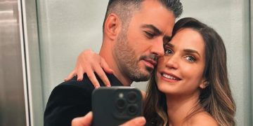 Γιάννης Τσιμιτσέλης – Κατερίνα Γερονικολού: Χριστούγεννα στην Αθήνα