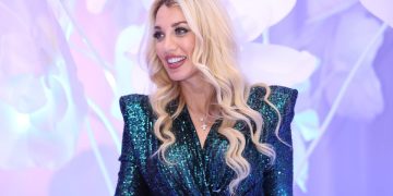 Σπυροπούλου: «Είμαι πολύ κοντά στην τηλεοπτική μου επιστροφή – Θα γίνει τον Σεπτέμβριο»