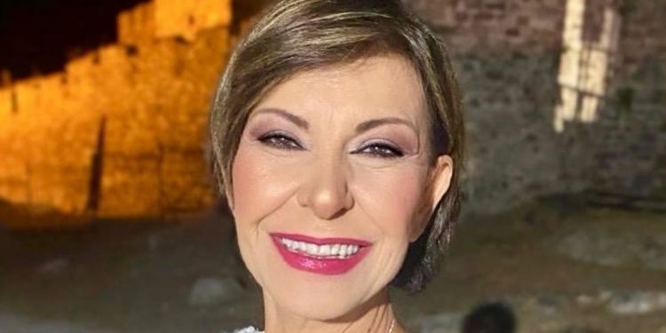 Κωνσταντίνα: Το τραγούδι που είχε απορρίψει και έγινε μεγάλη επιτυχία – «Ο στίχος αυτός βρήκε μια άλλη μελωδία…»