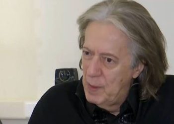 Κώστας Τουρνάς: «Ο πρώτος που άκουγε ένα τραγούδι που έγραφα ήταν η γυναίκα μου…»