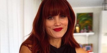 Μαίρη Συνατσάκη: Η εξομολόγηση για την κόρη της – «Αυτή είναι το φως, ο ήλιος – Ορίζει την πορεία και ακολουθούμε»