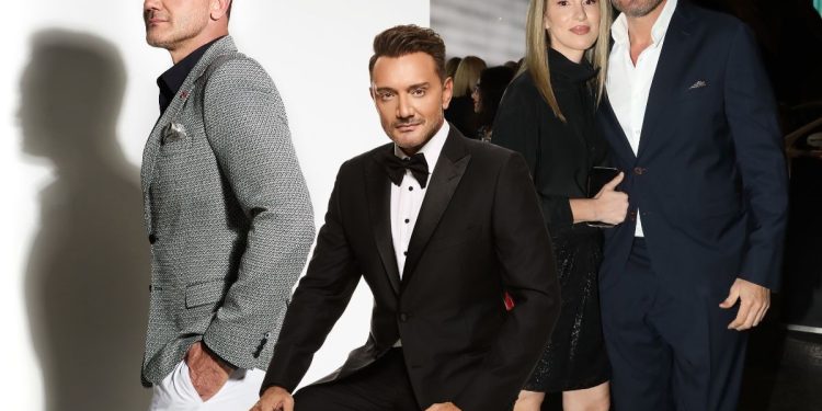 O Χρήστος Μενιδιάτης στο TLIFE: Το νέο τραγούδι, ο απολογισμός και τα 25 χρόνια πορείας με τη σύζυγό του