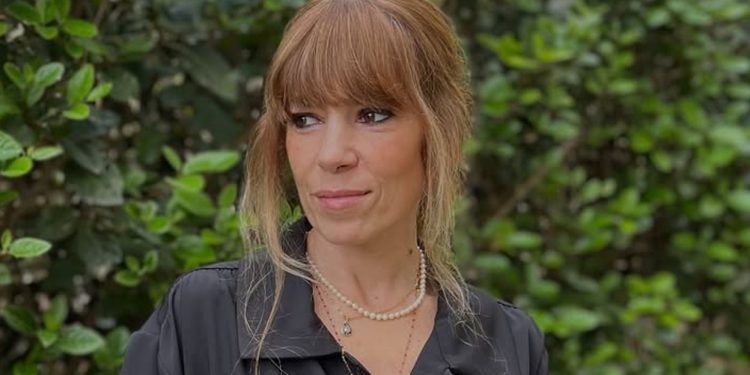 Μυρτώ Αλικάκη: Πάντα υπάρχουν άνθρωποι που είναι νάρκισσοι και νιώθουν ότι οτιδήποτε είναι γύρω τους τους απειλεί