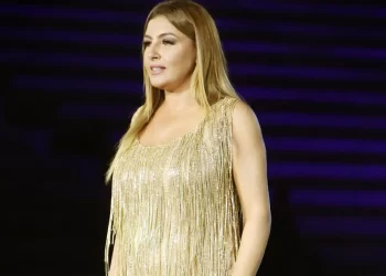 Έλενα Παπαρίζου: Πότε αναμένεται να πάρει εξιτήριο από το ιδιωτικό θεραπευτήριο