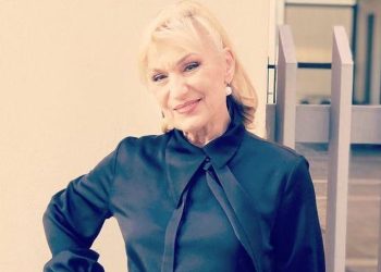 Σόφη Ζαννίνου: «Έχω συγχωρήσει τον πατέρα μου για την κακοποιητική συμπεριφορά του»