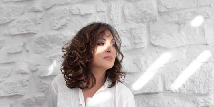 Χάρις Αλεξίου: Γιόρτασε τα γενέθλιά της με μία εντυπωσιακή τούρτα – «Πάμε γι’ άλλα τώρα»