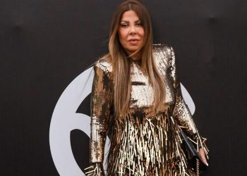 Άντζελα Δημητρίου: Η συγκινητική ιστορία πίσω από το τραγούδι «Ποια θυσία» – «Είναι γραμμένο για…»