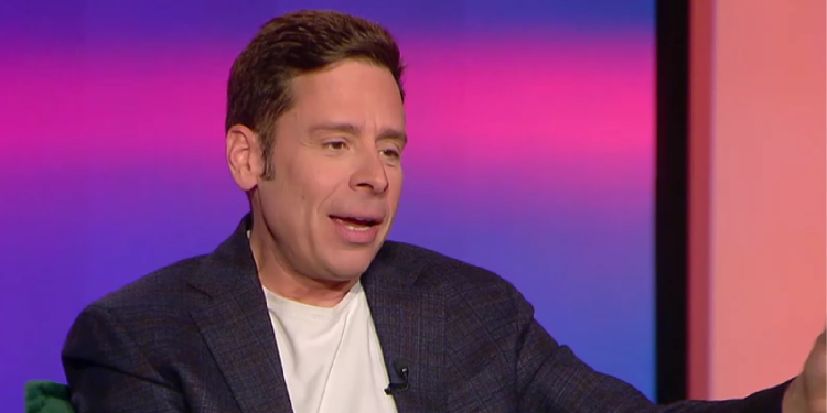 Γιάννης Σαρακατσάνης: «Η απιστία που θα με σκότωνε, θα ήταν να ανακαλύψω ότι η Αλεξάνδρα αγαπάει κάποιον άλλον και με εγκαταλείπει»