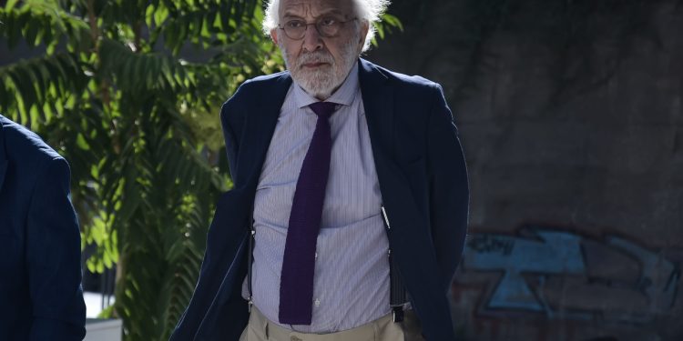 Αλέξανδρος Λυκουρέζος: «Η χειρότερη χρονιά ήταν η χρονιά που «έφυγε» η γυναίκα μου» – Τα συγκινητικά λόγια του για τη Ζωή Λάσκαρη