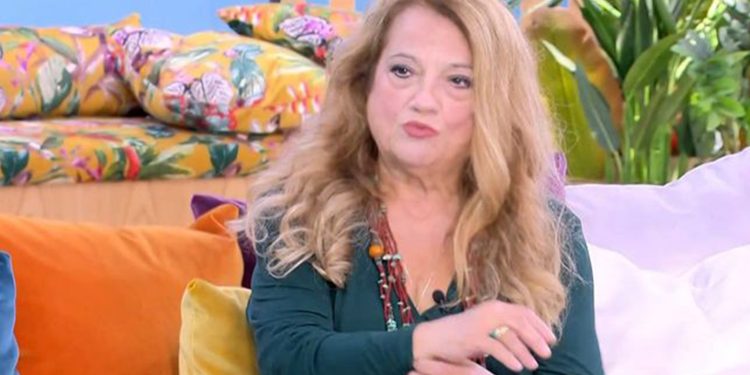 Ελένη Καστάνη: «Χρόνια ολόκληρα παιδεύομαι με τα πολλά κιλά – Οι εξετάσεις μου δεν ήταν πολύ καλές»