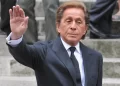 Valentino Garavani: Πέθανε ο εμβληματικός couturier της Ιταλικής μόδας σε ηλικία 93 χρονών