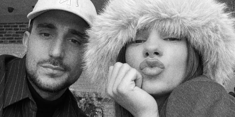 Σάκης Κατσούλης για Μαριαλένα Ρουμελιώτη: «Μόνο η δική μου γυναίκα είναι 5 μηνών έγκυος και δεν κουράζεται ποτέ;»