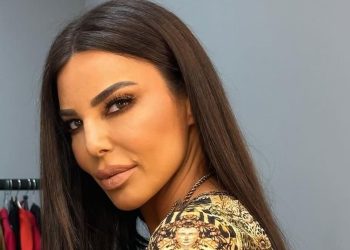 Κέλλυ Κελεκίδου: «Όταν υπάρχουν παιδιά πρέπει να υπάρχει και προσοχή στο τι και πώς το λες»