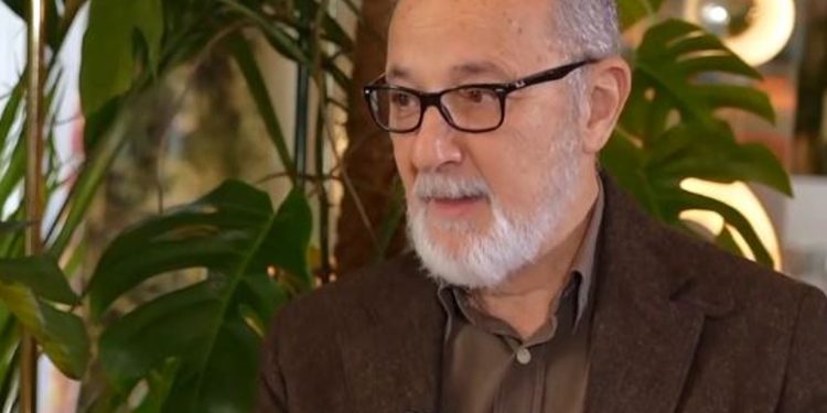 Στέλιος Μάινας: «Ήμουν ένα φοβισμένο παιδάκι, έτρωγα πολύ ξύλο στη γειτονιά»