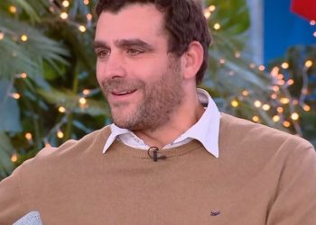 Πατρίκιος Κωστής για Γεράσιμο Μιχελή: «Κοίταξα αριστερά μου και ήταν κενή καρέκλα – Δεν θυμάμαι σκηνή να μην είμαι μαζί του»