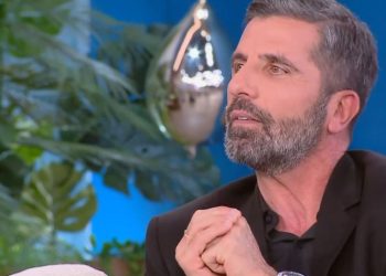 Θανάσης Βισκαδουράκης για το ορφανοτροφείο: «Θέλω να πάρω τον γιο να τον πάω εκεί που μεγάλωσα»