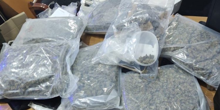 Γαλάτσι: Κατάστημα με Κλιματιστικά «Βιτρίνα» για Εμπόριο Ναρκωτικών