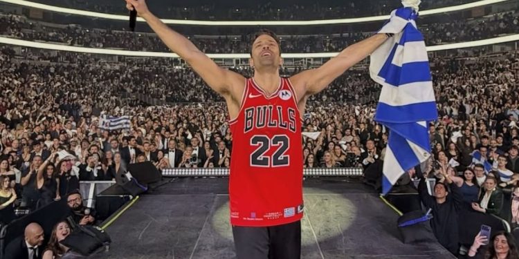 Κωνσταντίνος Αργυρός :συναρπαστική συναυλία στο στάδιο του Michael Jordan!