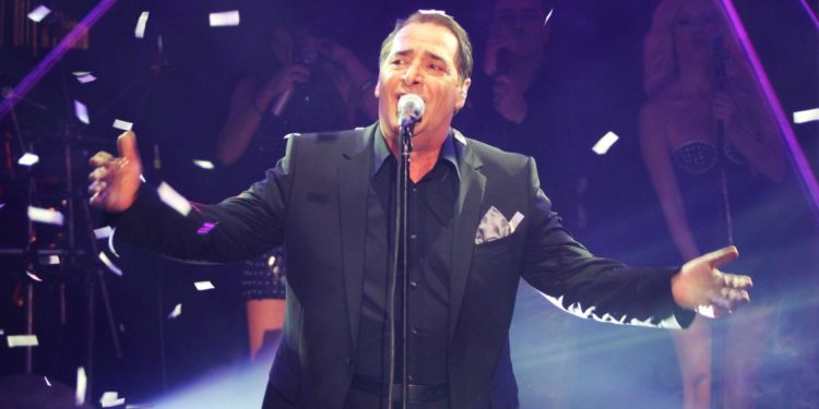  Βασίλης Καρράς: 12 ακυκλοφόρητα τραγούδια του είναι πλέον διαθέσιμα