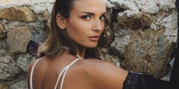 Κατερίνα Λιόλιου :Eπιστρέφει δυναμικά στη νυχτερινή Αθήνα!