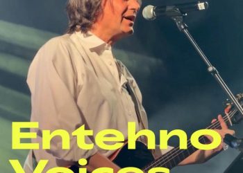 Ο Γιάννης Κότσιρας επιστρέφει με το «Υπάρχει Ελπίδα», ένα τραγούδι που μιλά κατευθείαν στην καρδιά
