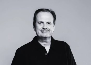 Έφυγε από τη ζωή ο Κώστας Σιτόπουλος – Θλίψη στο ελληνικό ραδιόφωνο για τον θάνατο του αγαπημένου παραγωγού