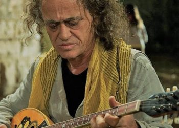 Νίκος Καλογερόπουλος: Έφυγε από τη ζωή στα 74 του ο σπουδαίος ηθοποιός που άφησε εποχή